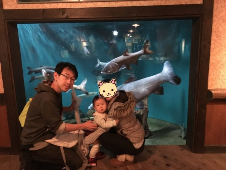 現実から目をそらすねねちゃん　in アクア・トト　ぎふ