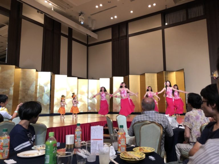 タヒチアンダンス　ステージデビュー